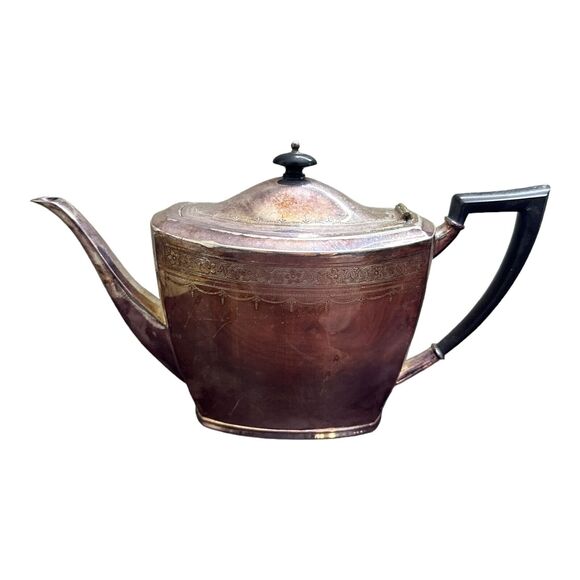 PAUL REVERE TEAPOT ART DECO STYLE FLOWERS LEAVES HOME OFFICE TEA POT SILVERPLATE - Picture 5 of 7